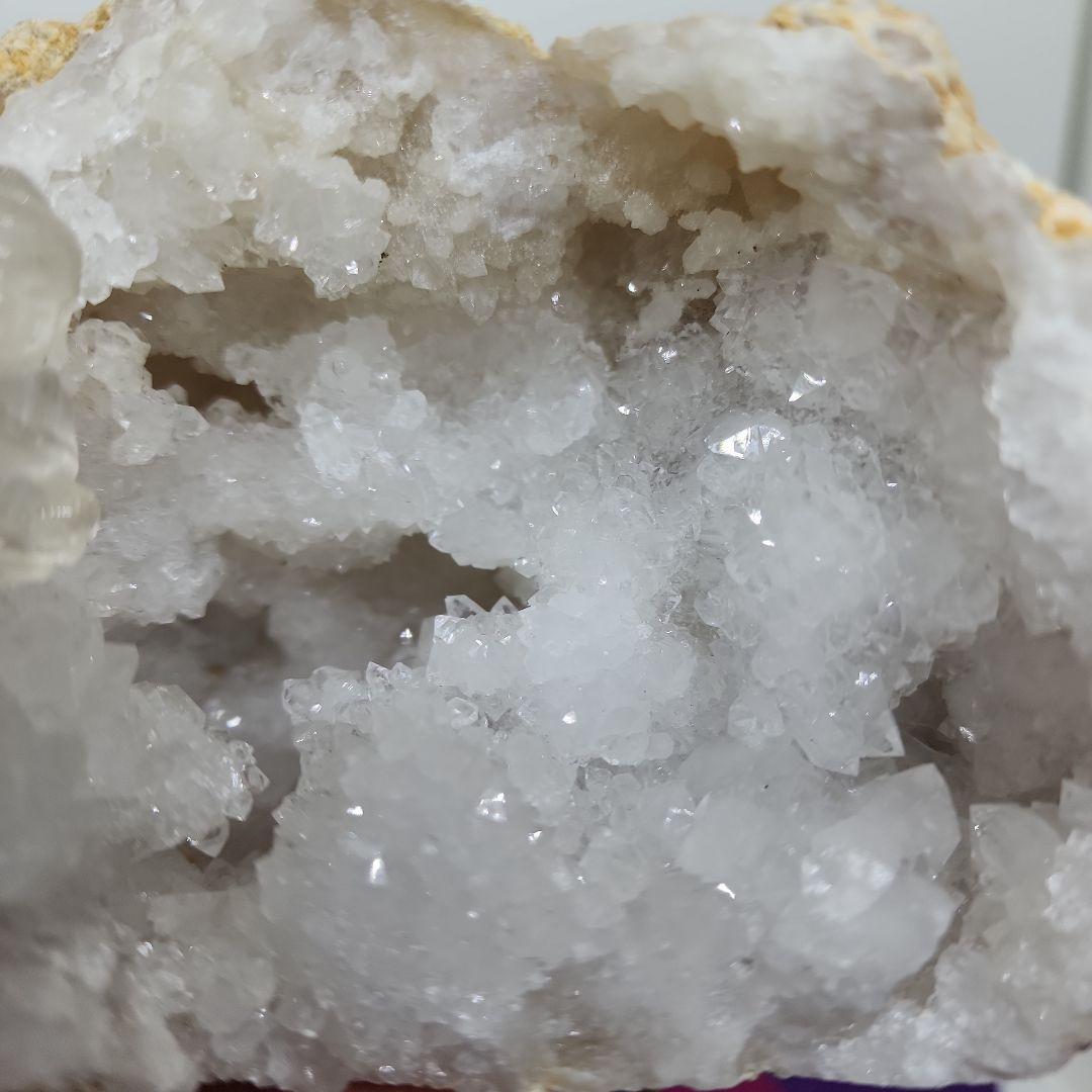 水晶ジオード ミニ大仏様付 ライト付