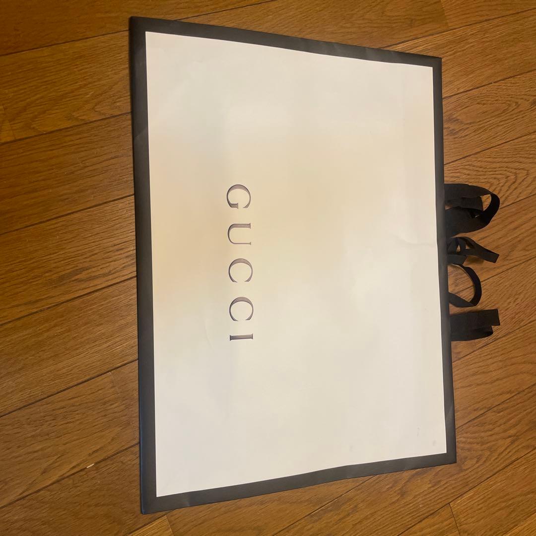 ルイヴィトン　紙袋　空き箱