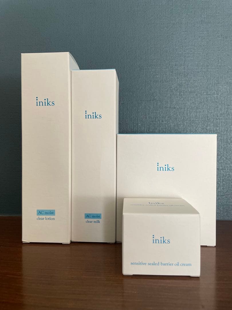 ☆iniks ウォッチパウダー＆ローション＆ミルク＆クリーム　〈４点セット〉