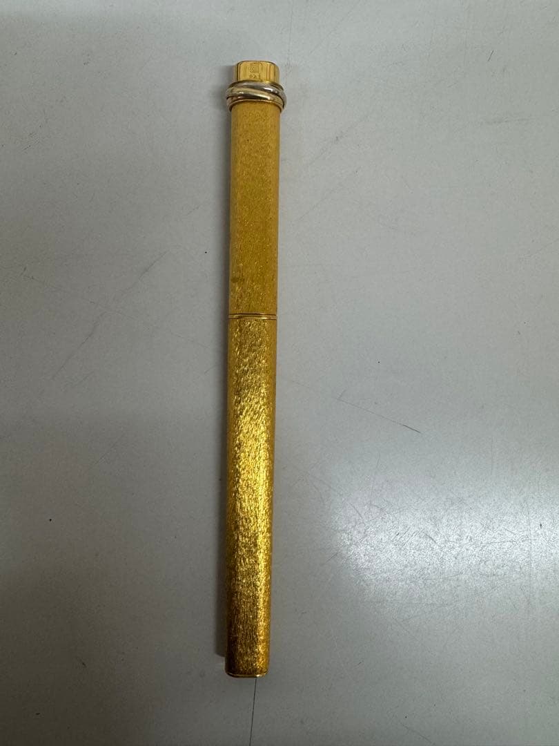 Cartierヴィンテージ　トリニティ　ロゴ入り　キャップ式　ボールペン