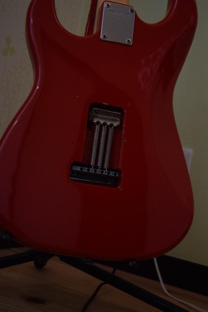 FERNANDES ストラトタイプ 初心者の方にオススメです