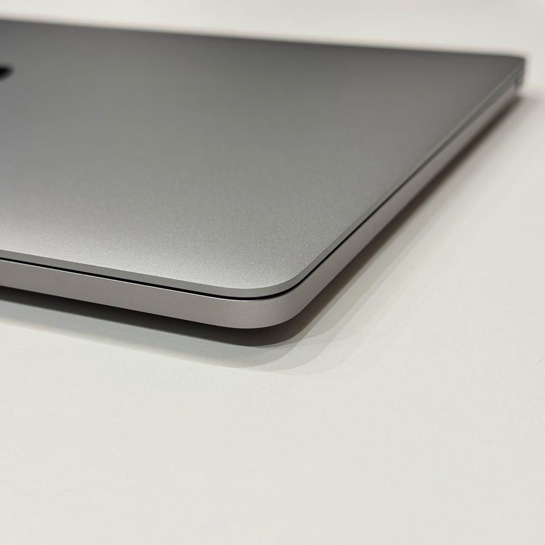 Macbook Pro 2016 13インチ 256GB