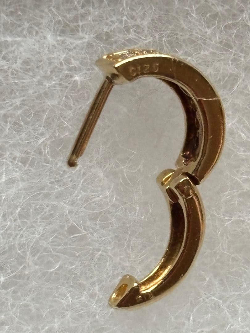 パヴェダイヤ　ピアス　K18 YG