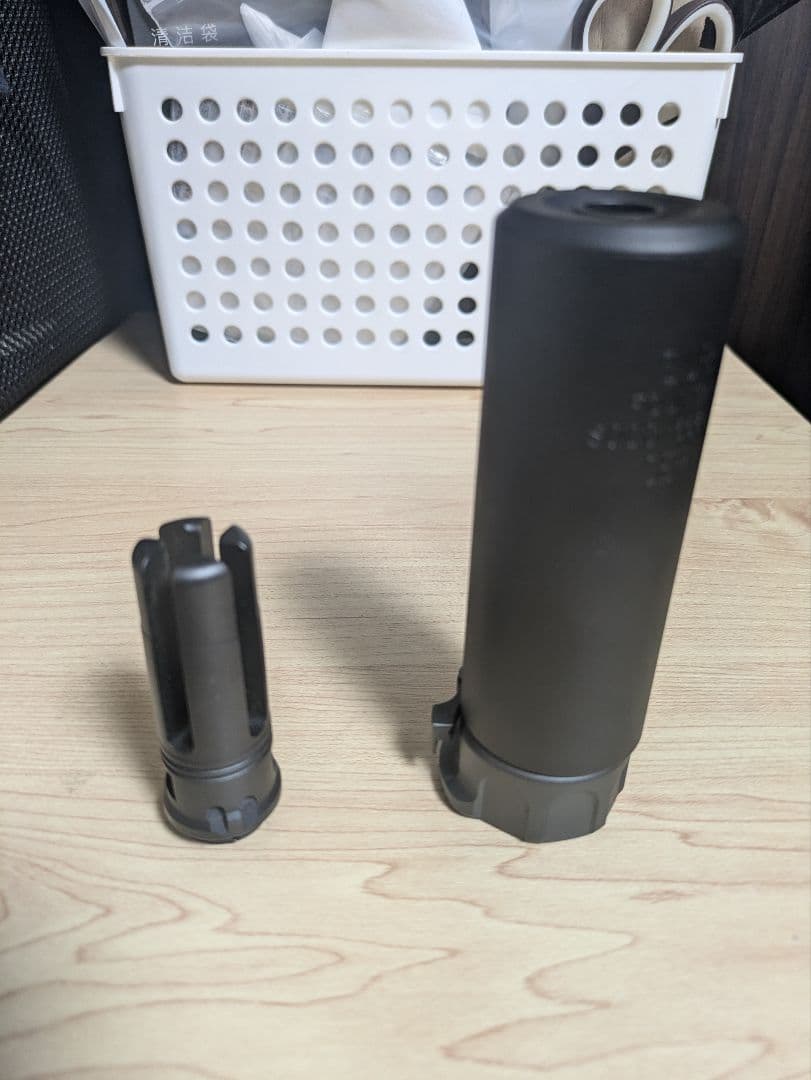 【未使用】Airsoft Artisan SFタイプ556-MINIサプレッサー