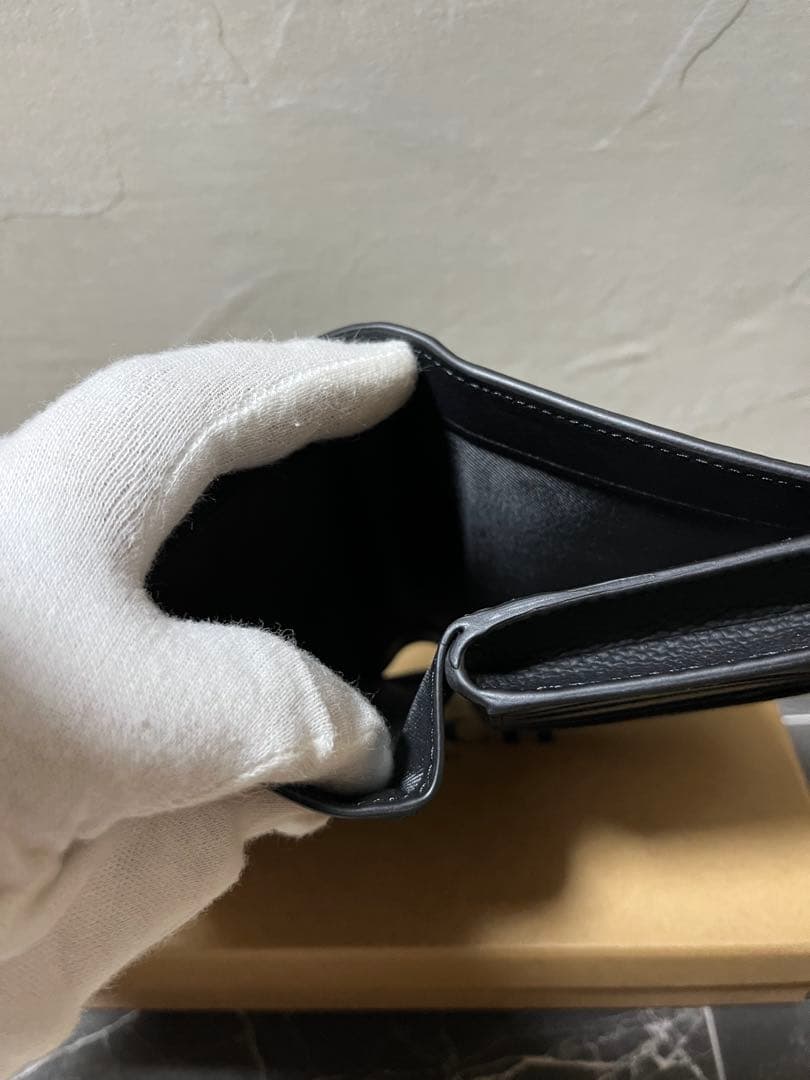 ✨️新品未使用✨COACH ブラック レザー 二つ折り財布