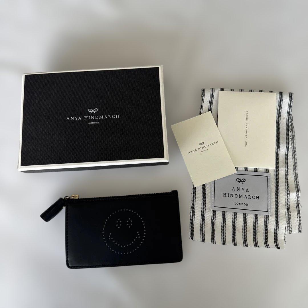ANYA HINDMARCHフラグメントケース 【新品未使用】ブラック