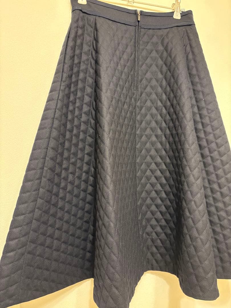 【美品】FOXEY フォクシー　キルティング フレアスカート　ミッドナイトブルー