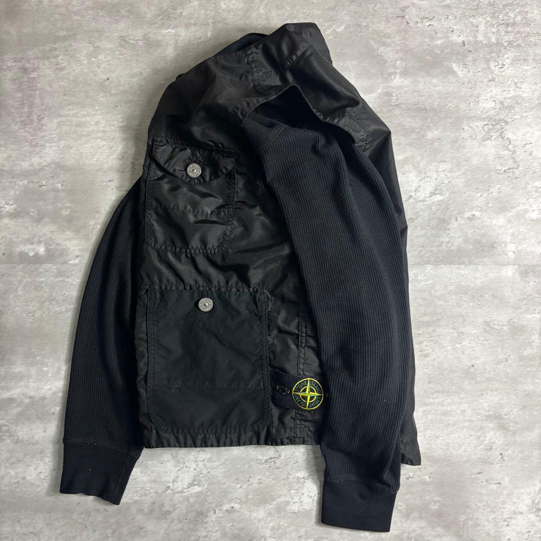 ストーンアイランド ベスト ガーメントダイ ナイロン ブラック ワッペン S