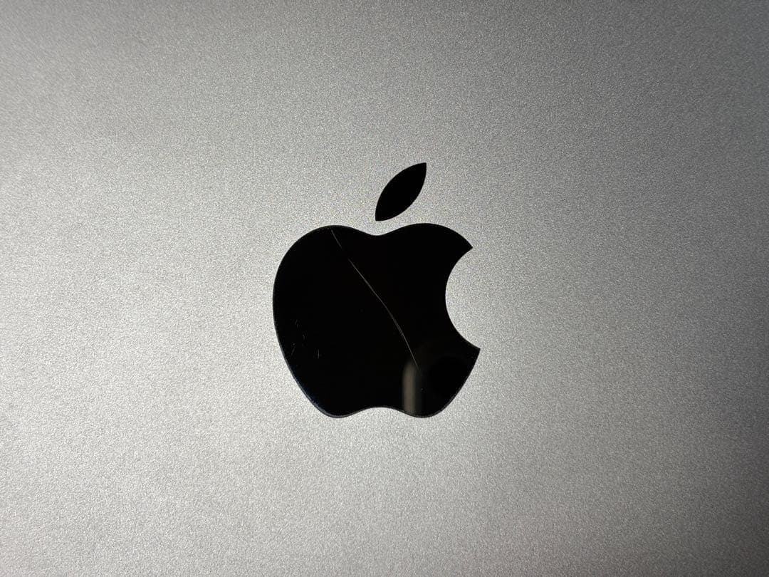 MacBook Pro (15-inch, 2016) 本体