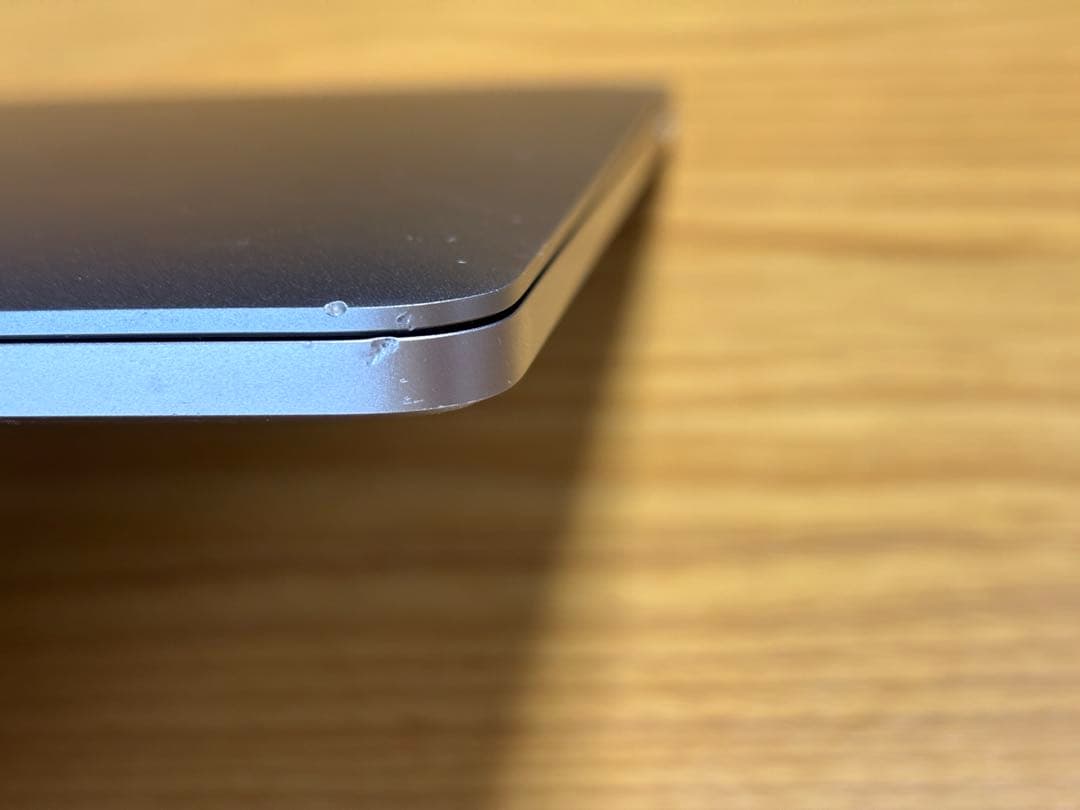 MacBook Pro (15-inch, 2016) 本体