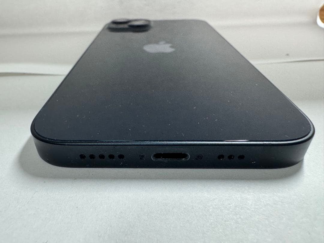 iPhone 13 128GB ミッドナイト　最大バッテリー83%