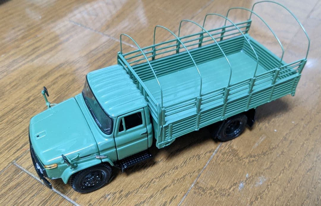 CMC LKW Jiefang ミリタリー 1/43 レア！