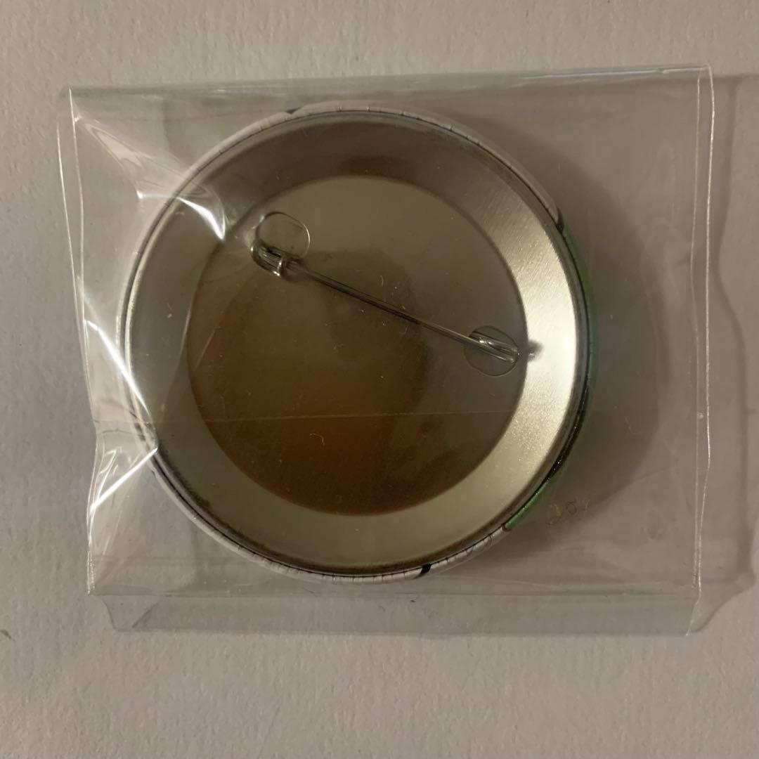 進撃の巨人 リヴァイ wit 缶バッジセット IGストア