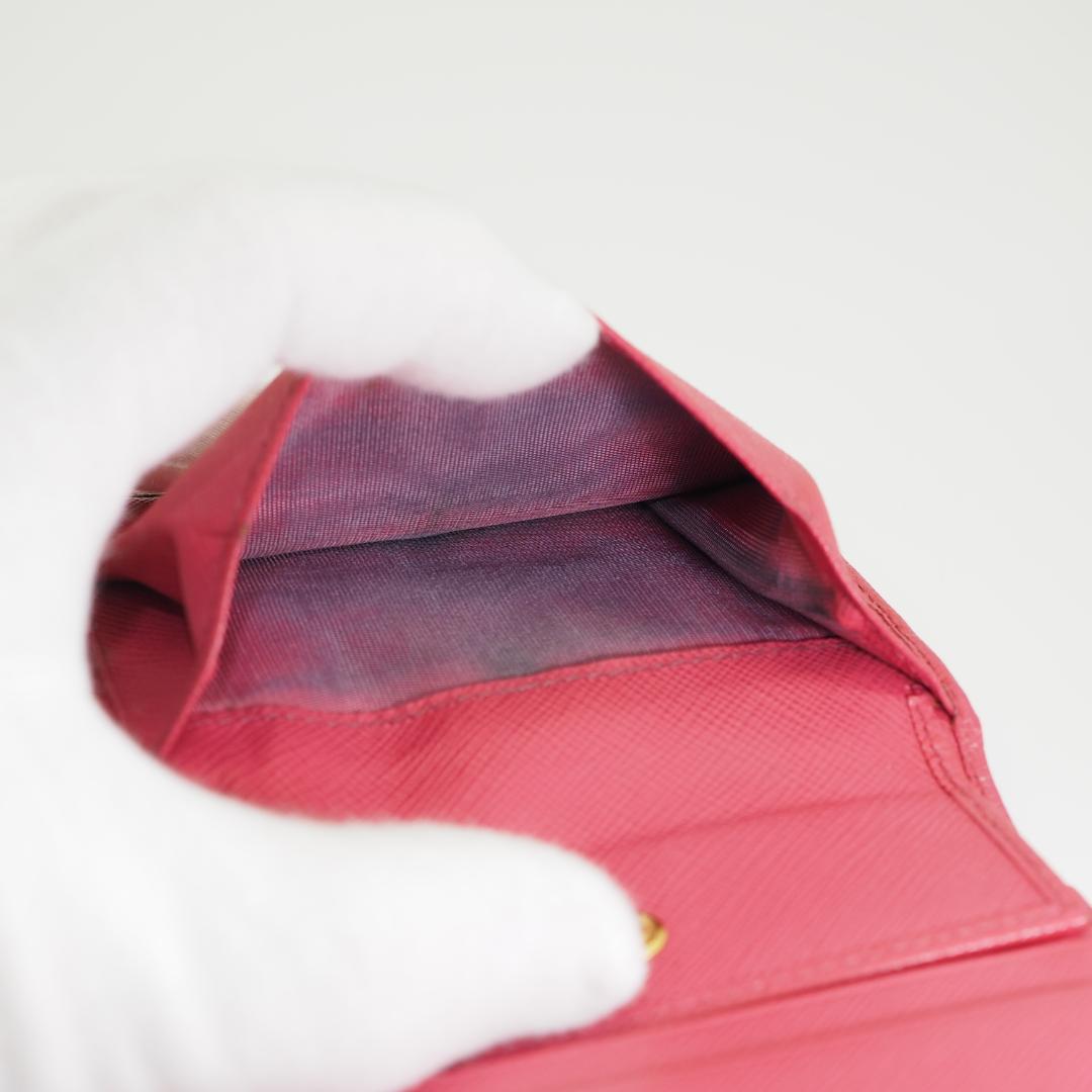 PRADA プラダ サフィアーノ レザー 二つ折り財布 ピンク系 ゴールド金具