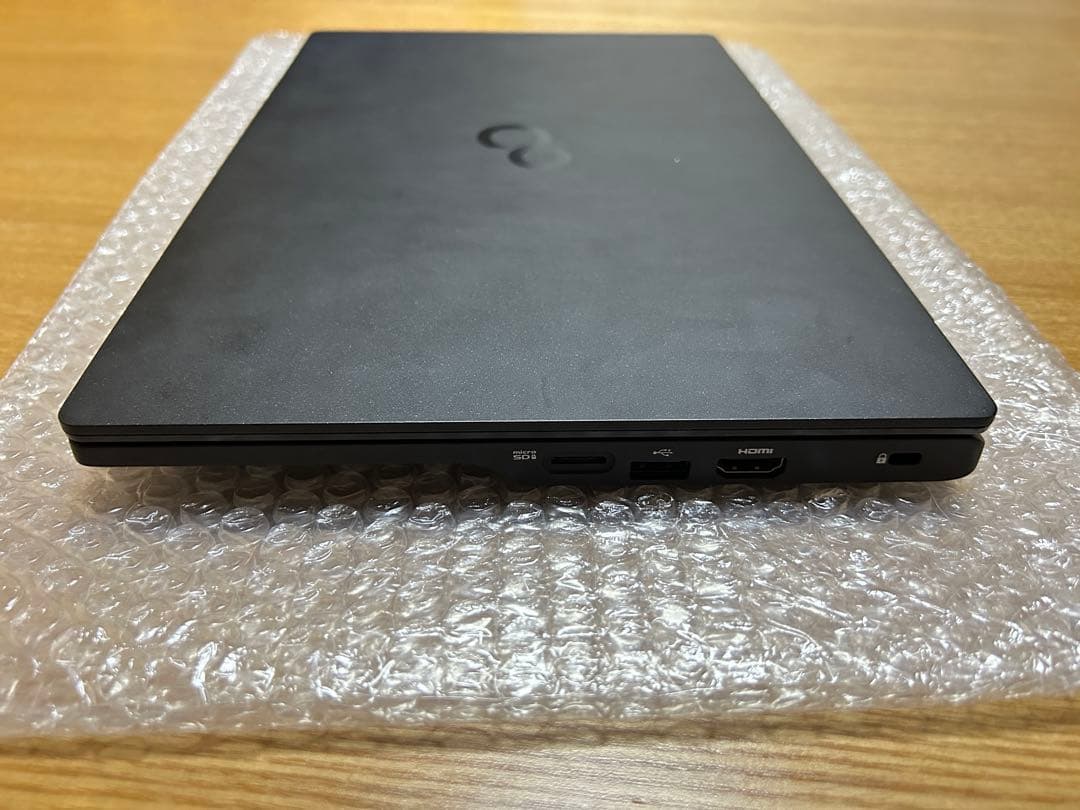 【良品】【軽量】【Core i5-1235U】富士通 LIFEBOOK