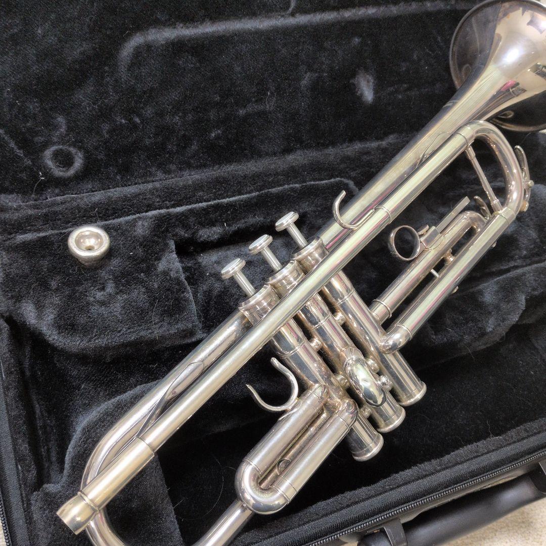 ヤマハトランペット　YTR-2335　ケース付き
