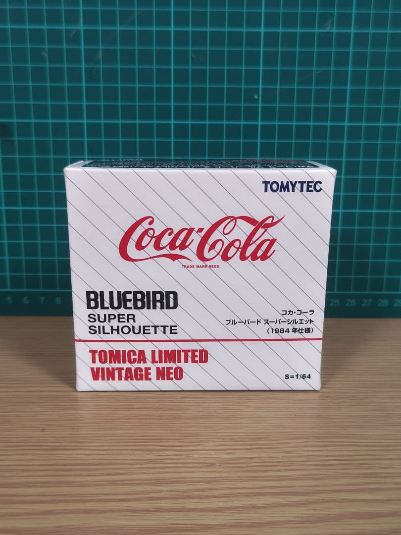 トミカリミテッド　コカ・コーラブルーバードスーパーシルエット（1984年仕様)
