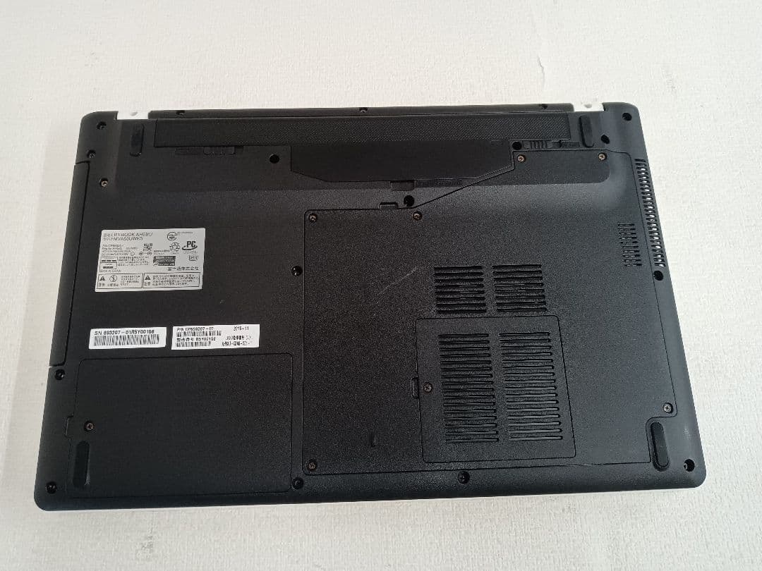 ⊕ LIFEBOOK AH53/U ストレージ無 16GB