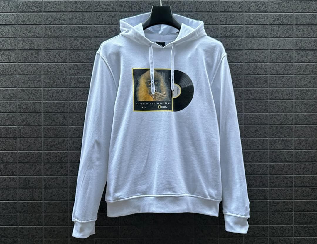 新品 M アルマーニエクスチェンジ コラボ白パーカー 定価21670円