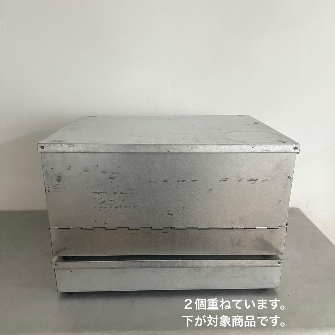 専用です/古道具/金属製の折りたたみコンテナ２個