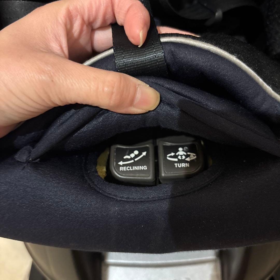 Combi 回転式チャイルドシート ネイビー