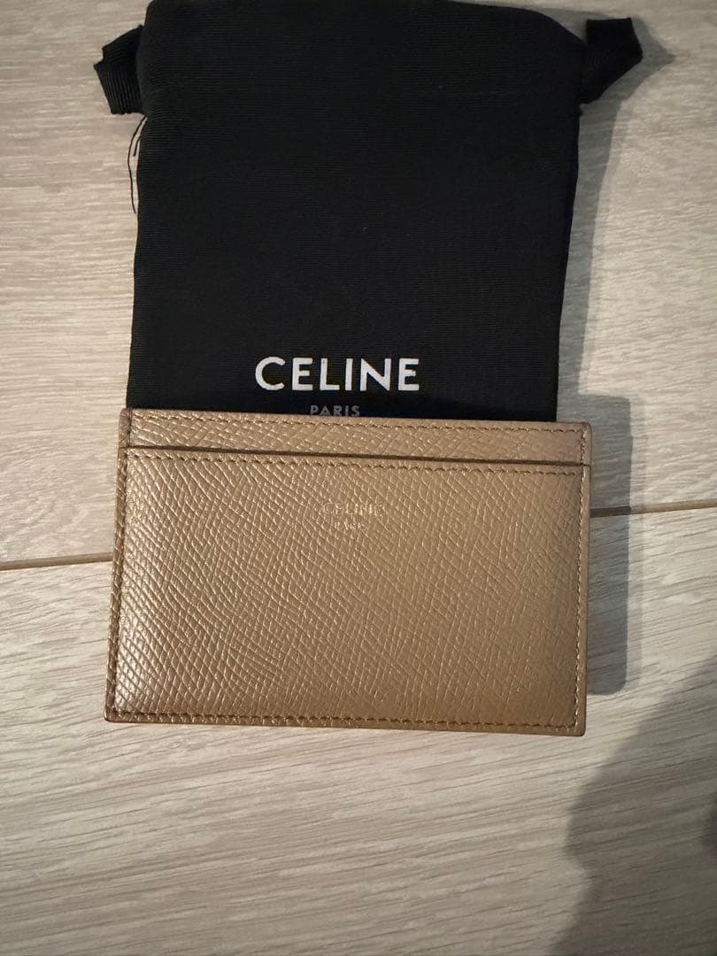 美品　CELINE スモールトリフォールドウォレット ブラック