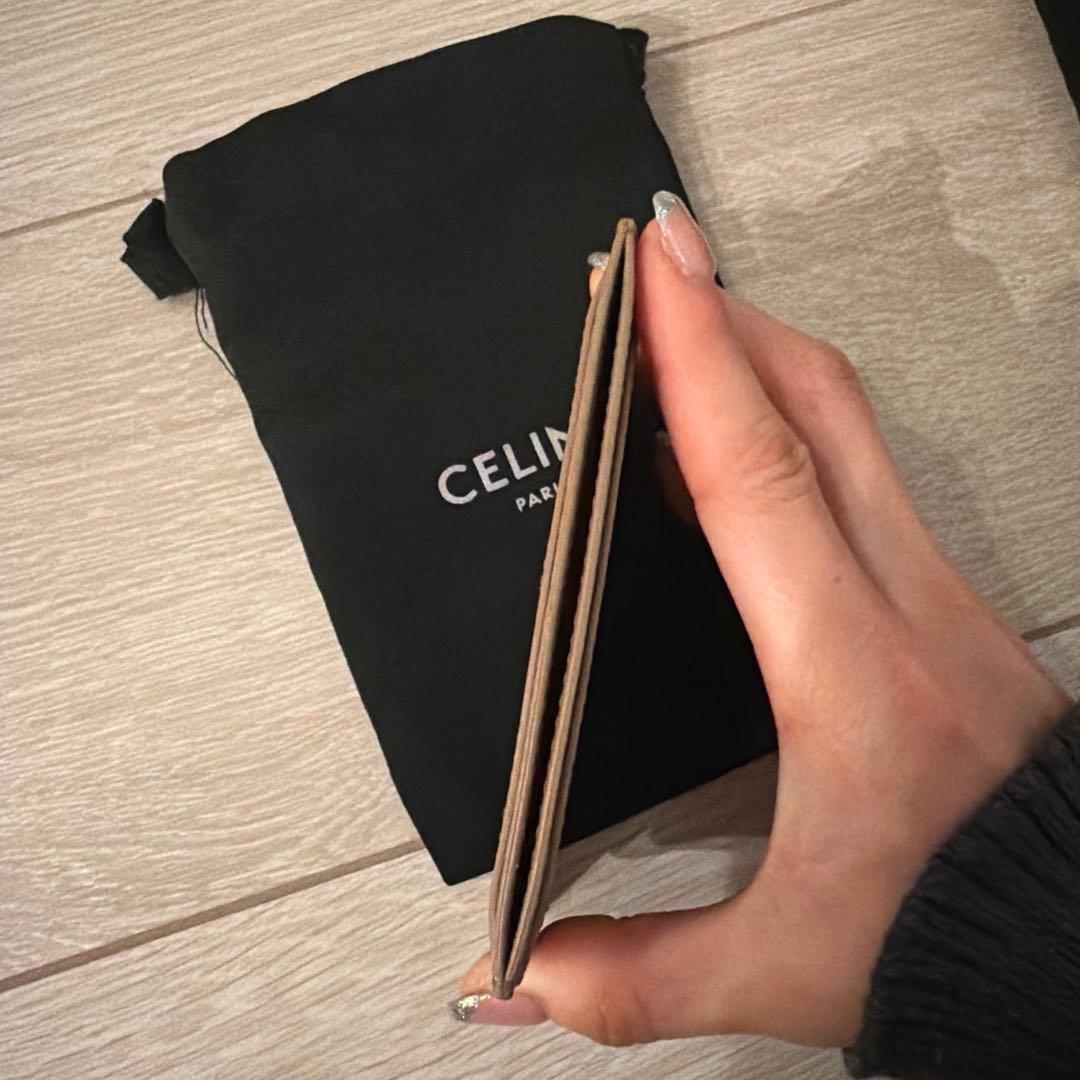 美品　CELINE スモールトリフォールドウォレット ブラック