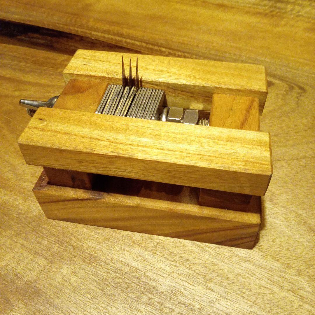 ラウハラ専用アイテムキュブくんミニカッター