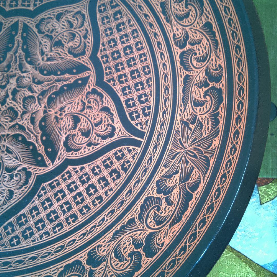 漆塗り 膳 伝統的なデザイン 小傷 すり傷 おおいです 雪斎？