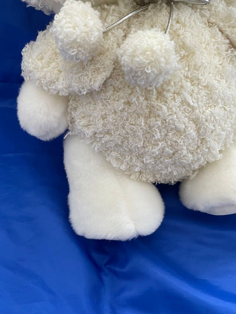 vivitix限定　ハローキティ　うさぎ　ぬいぐるみ