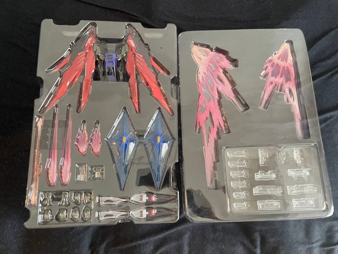 メタルビルド　デスティニーガンダムSOUL RED ver.