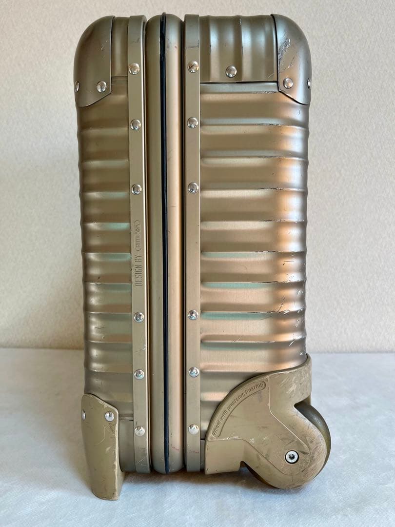 I*O様 リモワ RIMOWA トパーズチタニウム ビジネストロリー 28L 廃