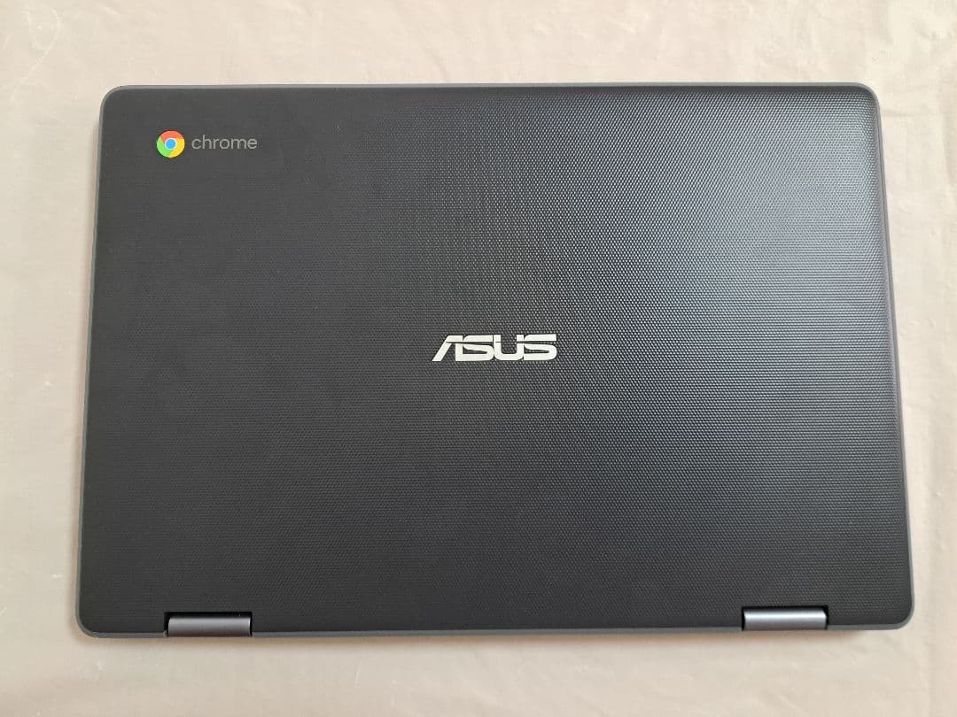 Chromebook本体 ASUS Chromebook C214M
