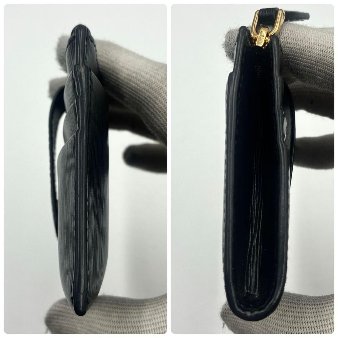 た RFID搭載 プラダ カード ケース 財布 サフィアーノレザー