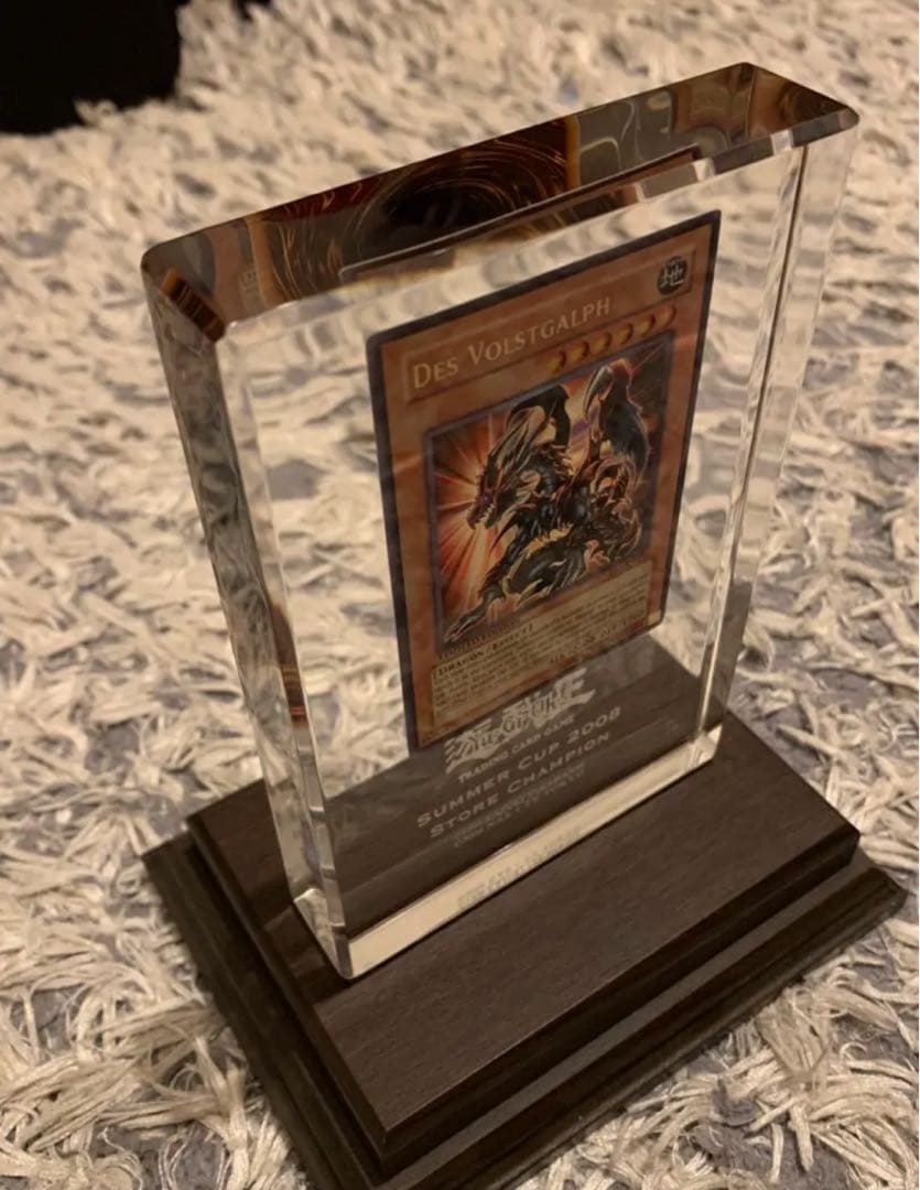 デス・ヴォルストガルフ　クリスタル入り　トロフィー　　star night