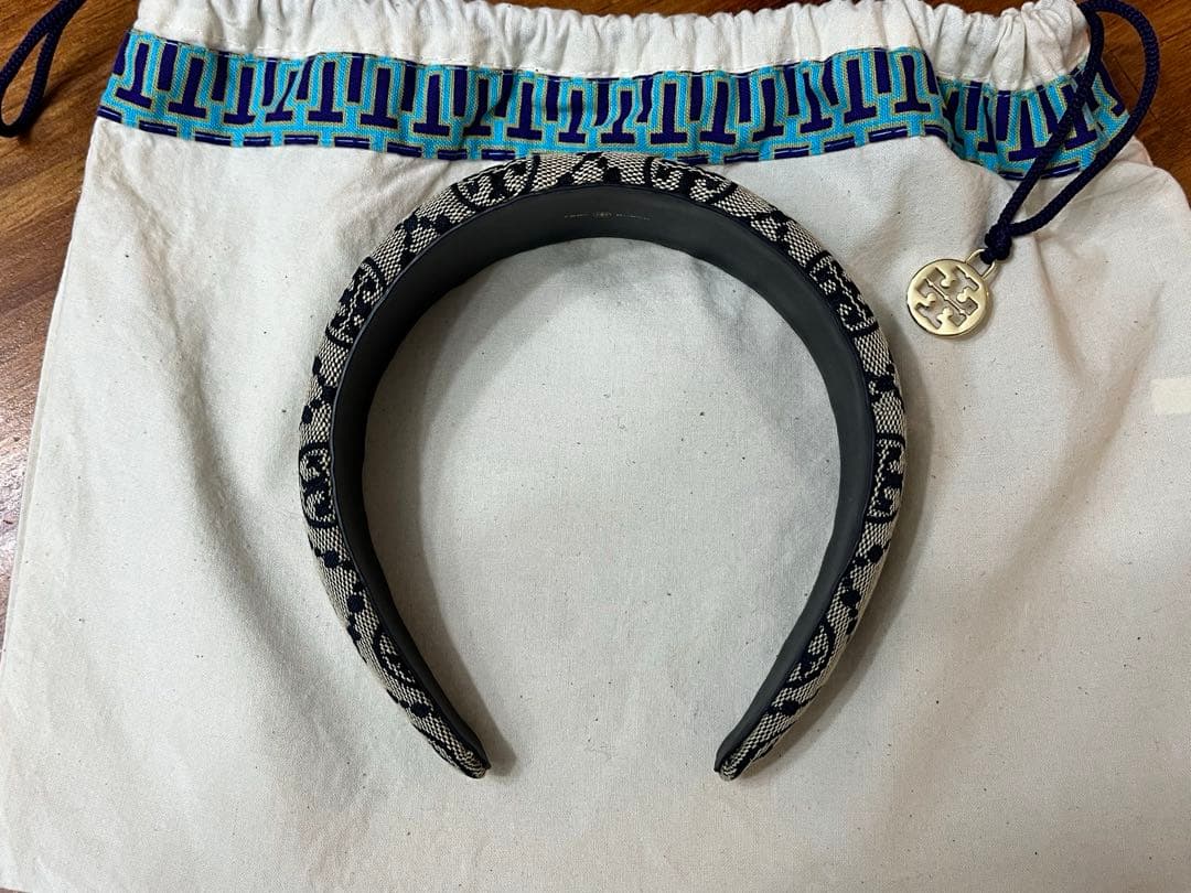 トリーバーチ　ヘアバンド　カチューシャ　TORYBURCH