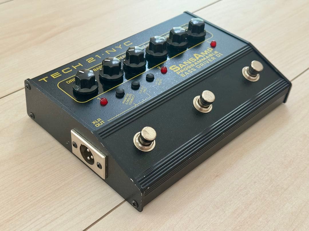 ベース TECH21 SansAmp Programmable Bass D