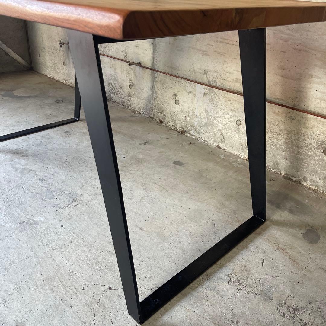 極美品　天然木　ダイニングテーブル　ミッドセンチュリー　インダストリー