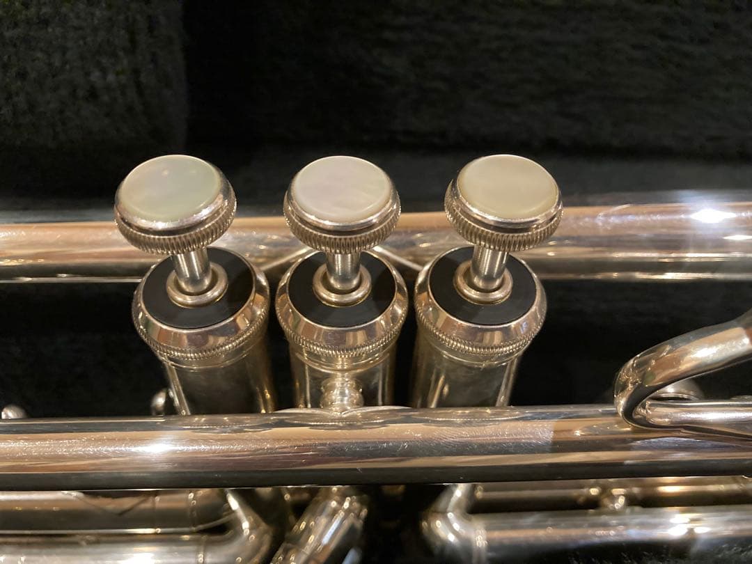 Bach Stradivarius Model 37 トランペット 本体