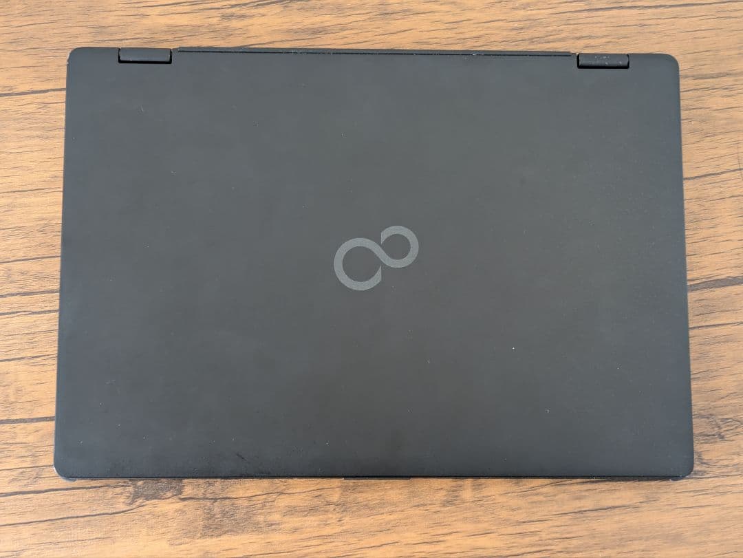 富士通 LIFEBOOK UH95/D3 i7-8565U 8GB