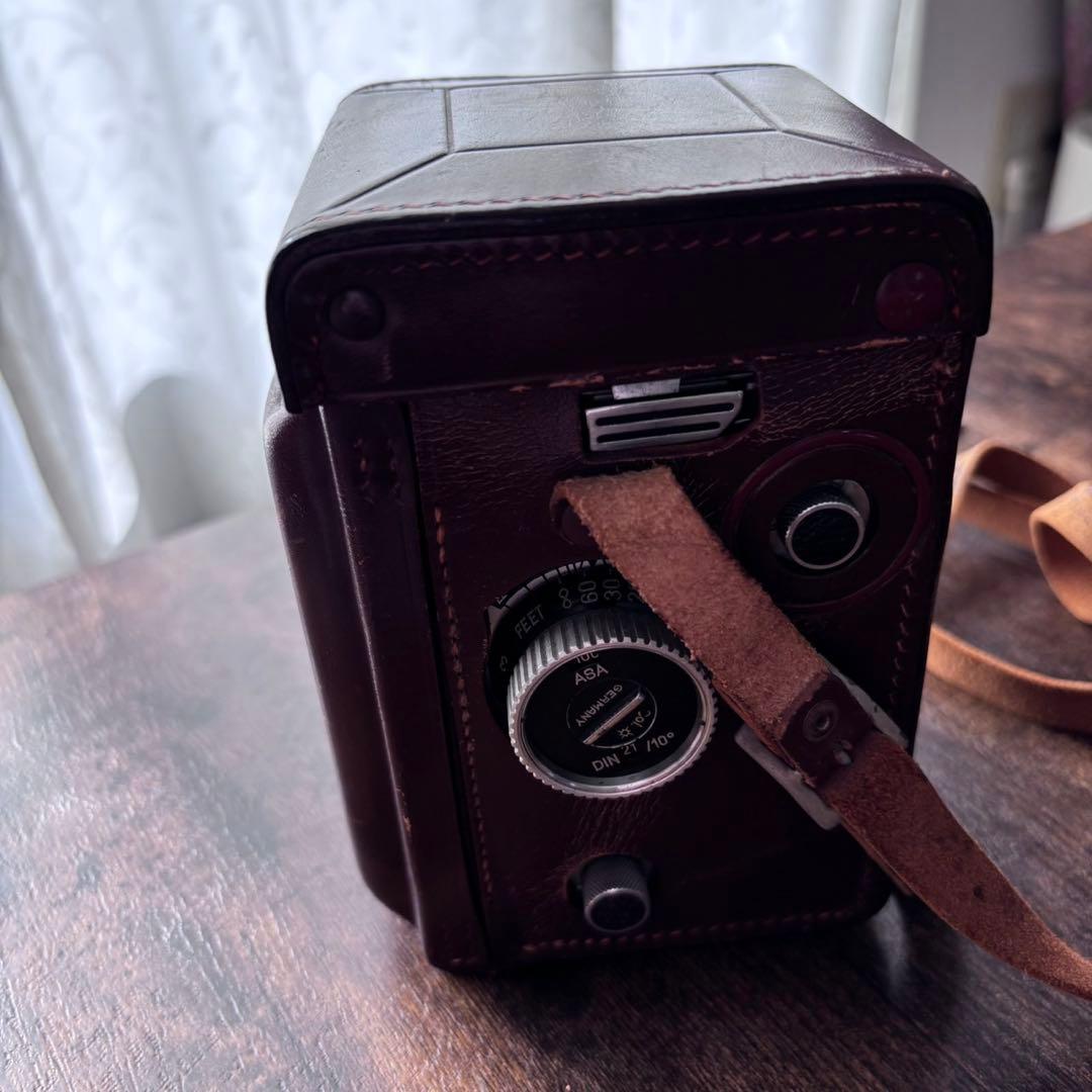 Rolleiflexローライフレックス3.5B 付属品付き　ジャンク品　二眼レフ