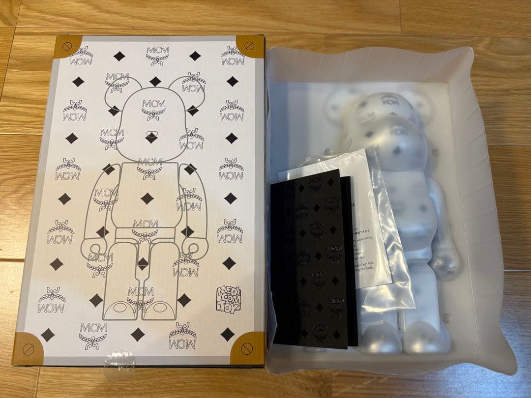 【最安値】BE@RBRICK MCM WHITE CHROME