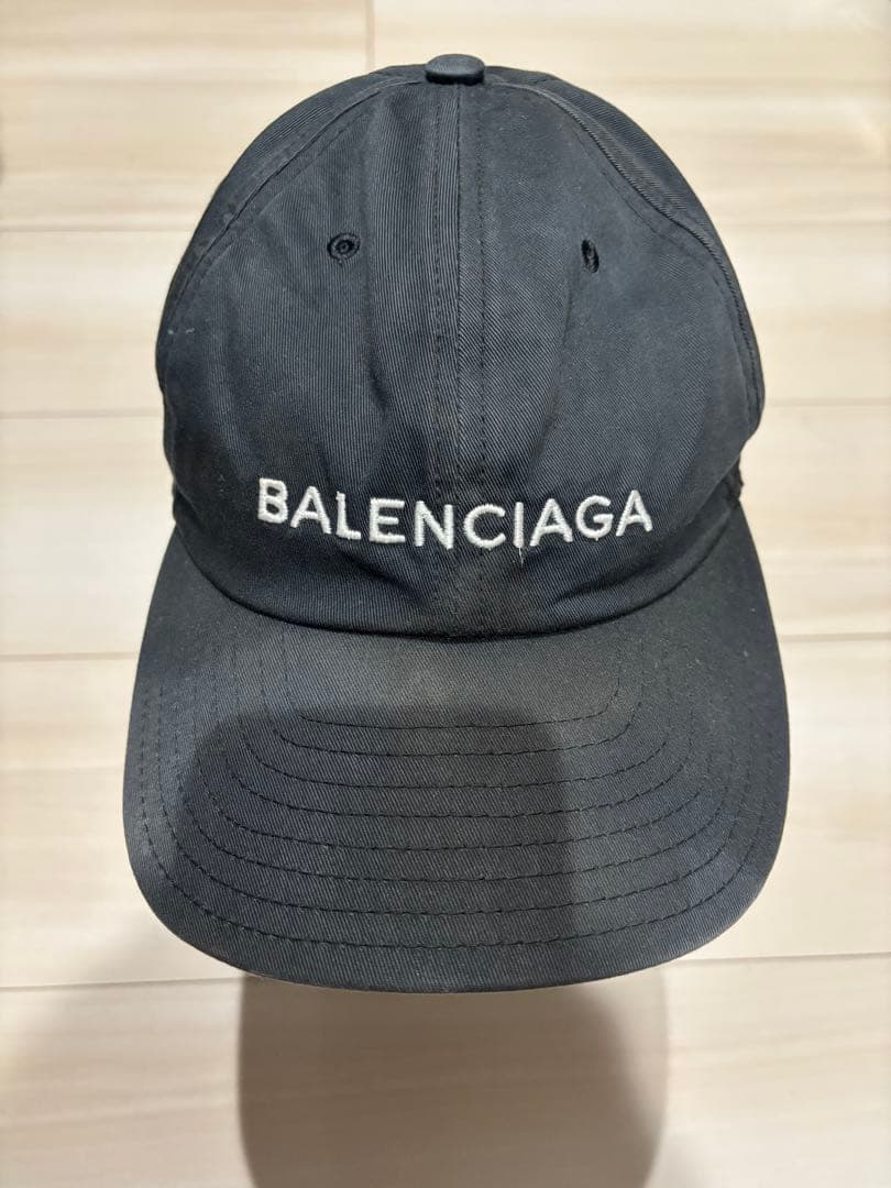 BALENCIAGA ブラック キャップ