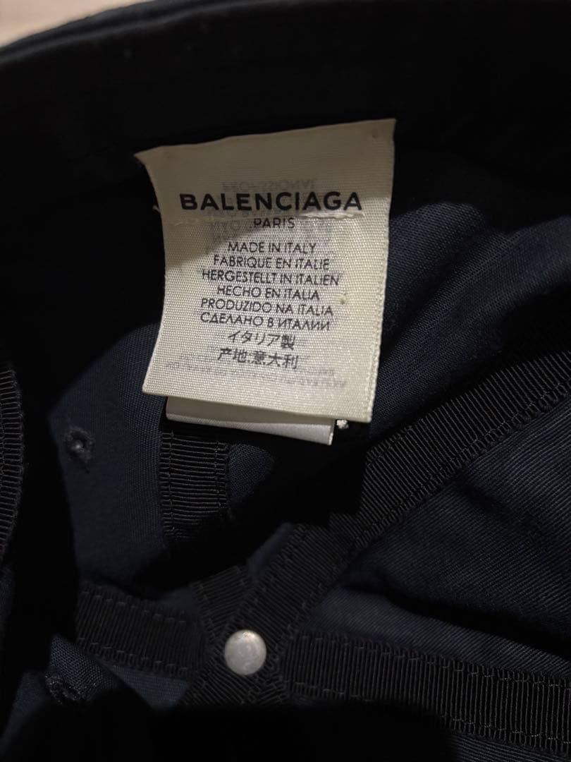 BALENCIAGA ブラック キャップ