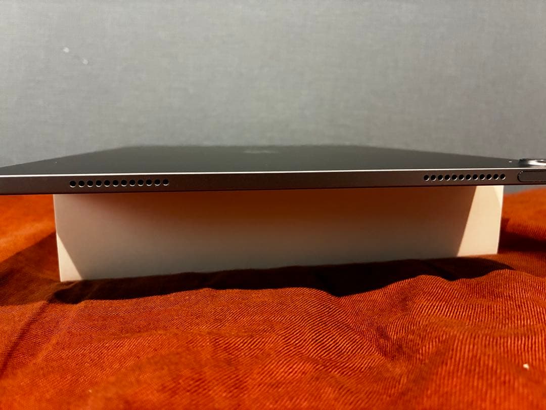 Apple iPad Air 13インチ　M2 モデル　1TB 本体