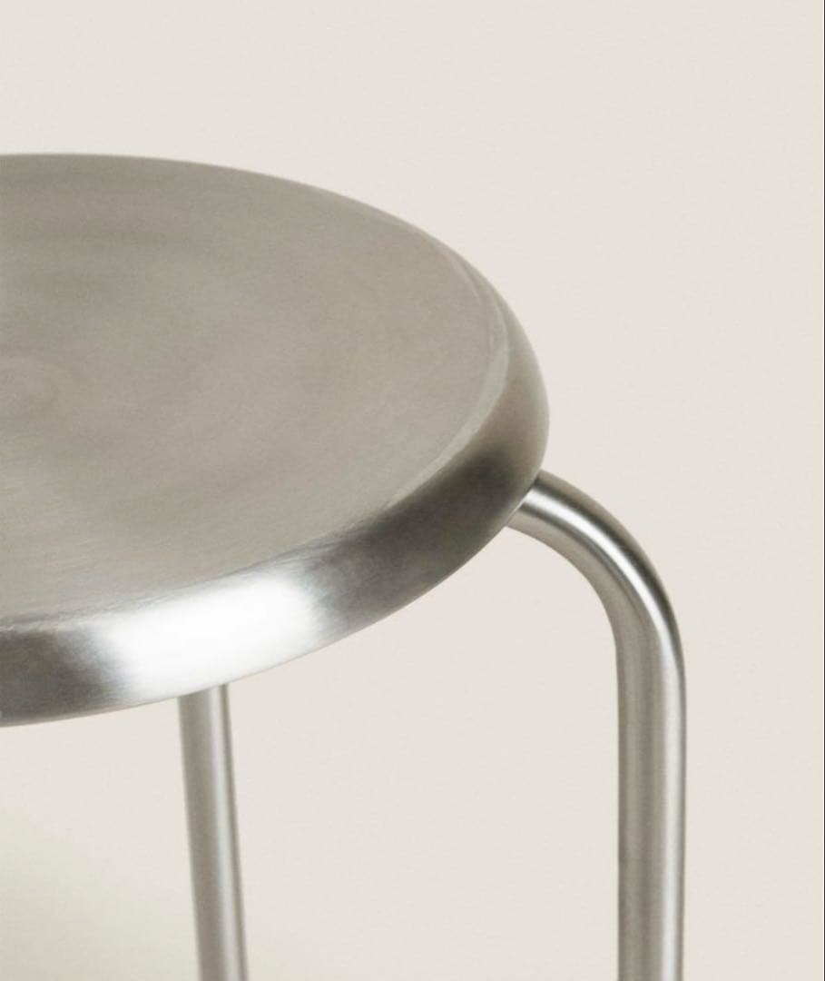 ZARA  スチールスツール