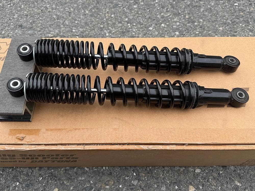 美品　MF10 フォルツァ 純正リアサスペンション