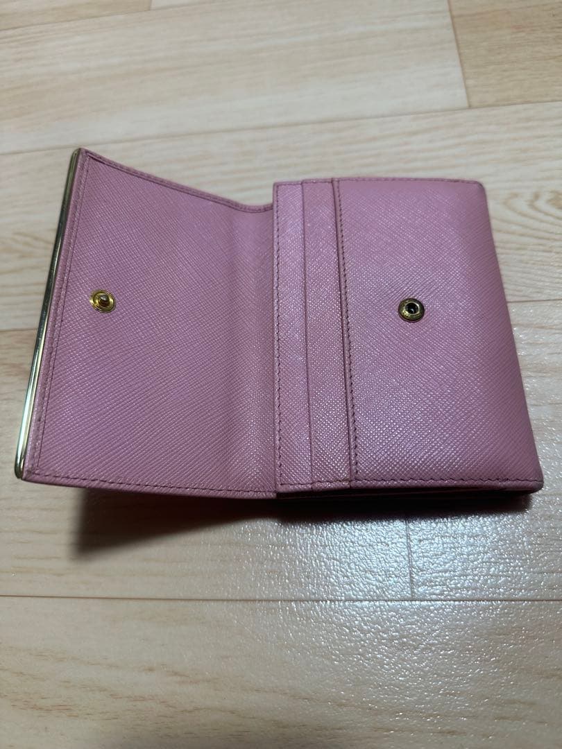 PRADA 二つ折り財布 レザーピンク