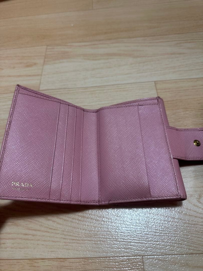 PRADA 二つ折り財布 レザーピンク