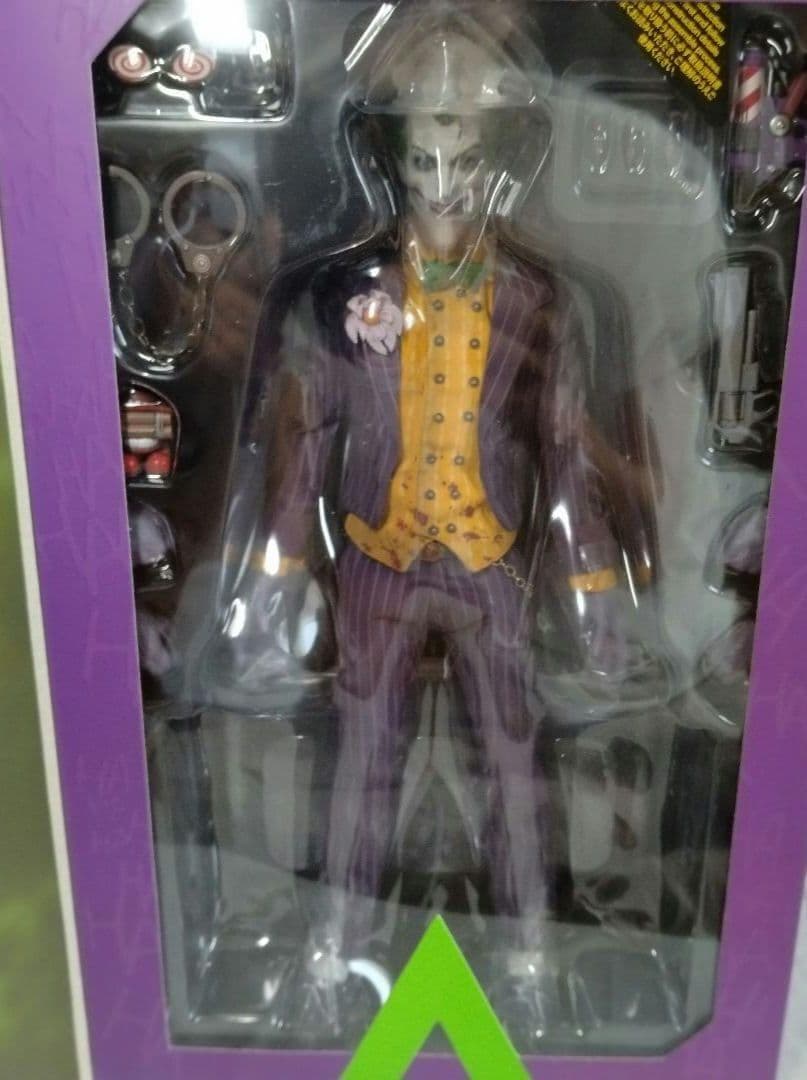 490　ホットトイズ　ジョーカー VGM027　バットマン　アーカムアサイラム